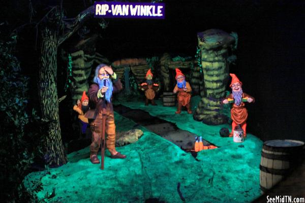 84b: Fairyland Cavern: Rip Van Winkle