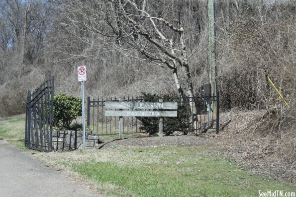 Fort Dickerson park sign