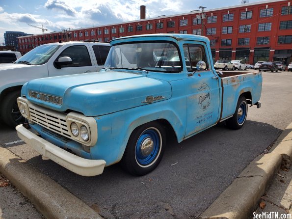 Gibson Ford F100 at Cummins Station