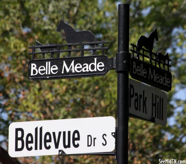 Belle Meade horse street sign