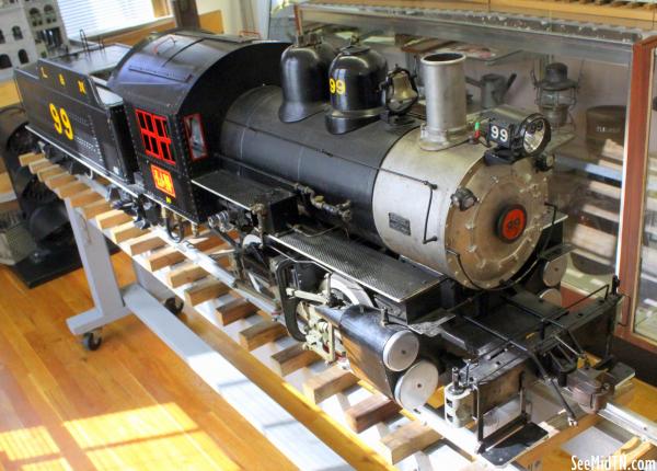Model L&amp;N Steam Locomotive #99