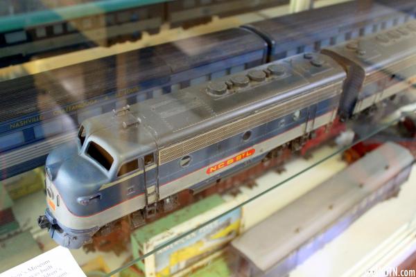 Model Train NCStL Engine