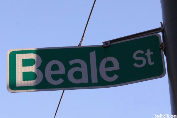 Beale street sign