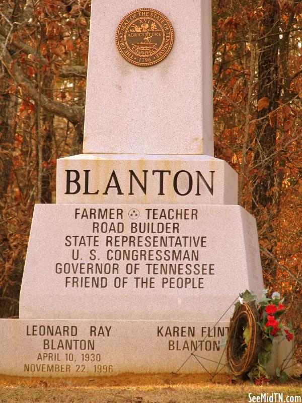 Gov Blanton burial site closeup