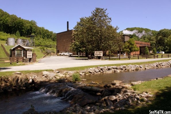 George Dickel: Distillery