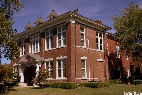 Cheatham County Courthouse Corner view (Oct. 2014) - Ashland City, TN