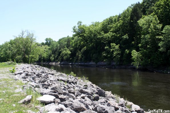 Duck River at Normandy Dam