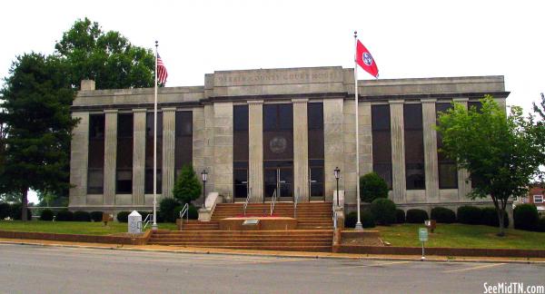 DeKalb County Courthouse - Smithville, TN