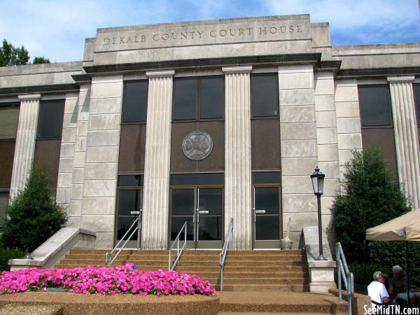 County Courthouse - Smithville