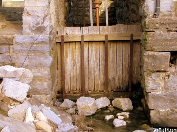 York Gristmill underneath