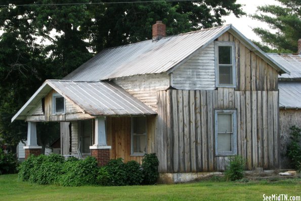 Wood House in Belvidere