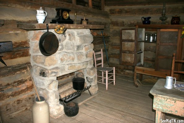 Inside the Replica Cowan Log Courthouse