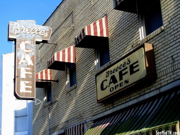 Breece's Cafe