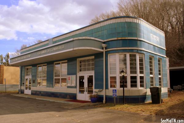 Waverly, TN Greyhound Half-Way House