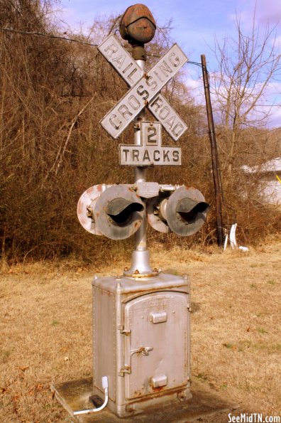 Waverly Disaster museum - Crossbuck and Lights