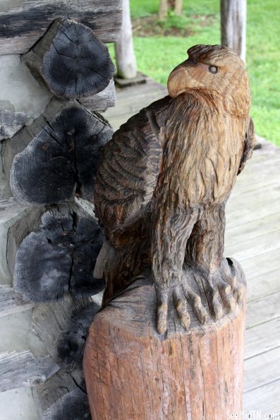 Stone Bridge Memorial Park: Tree-Carved Eagle