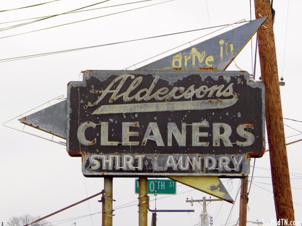 Alderson's Cleaners Neon Sign