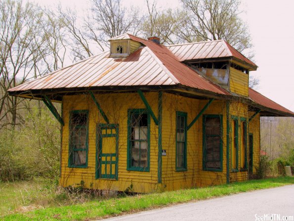 McKnight Station, TN depot