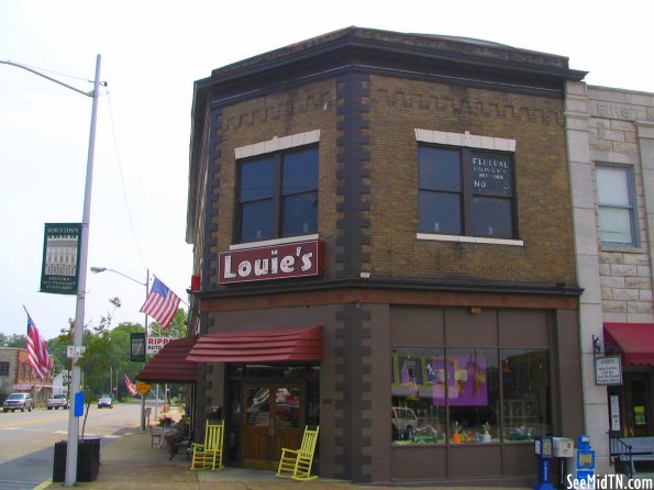 Mt. Pleasant - Louie's