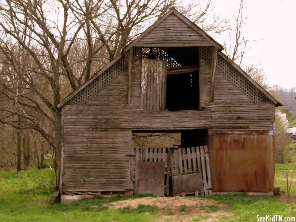 Old Barn in Water Valley