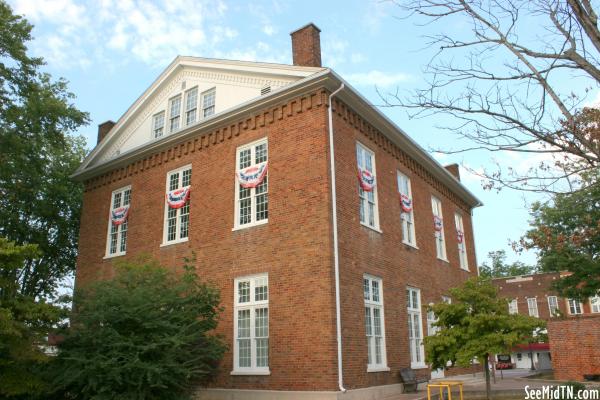 Overton County Courthouse - Livingston