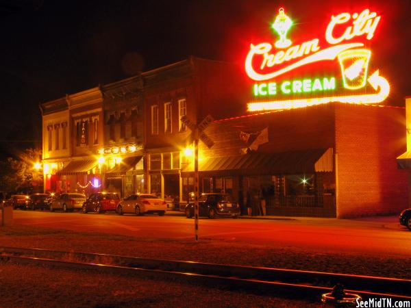 Cookeville Broad St across from depot at night