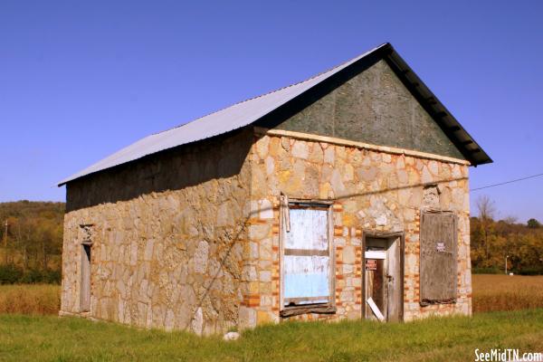 Gordonsville: old building