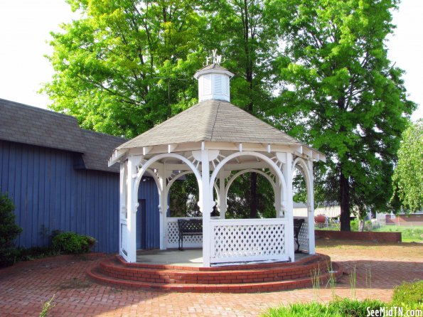 Trousdale Co. VFW gazebo