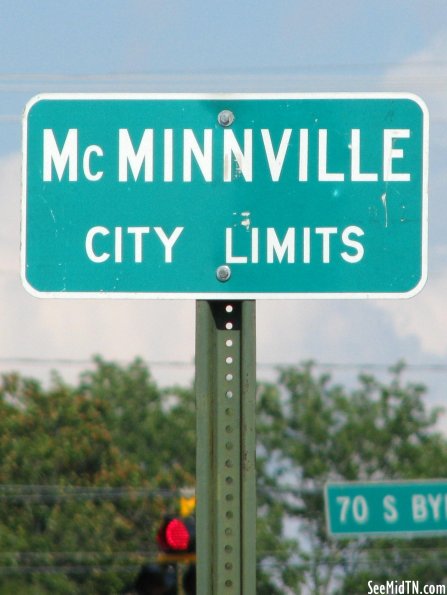 McMinnville City Limits sign