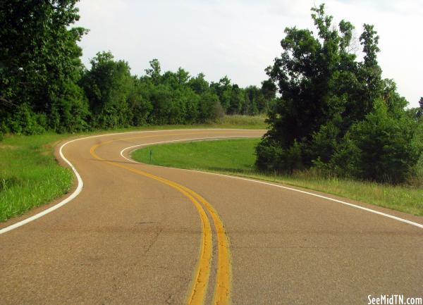 winding Tennessee backroads