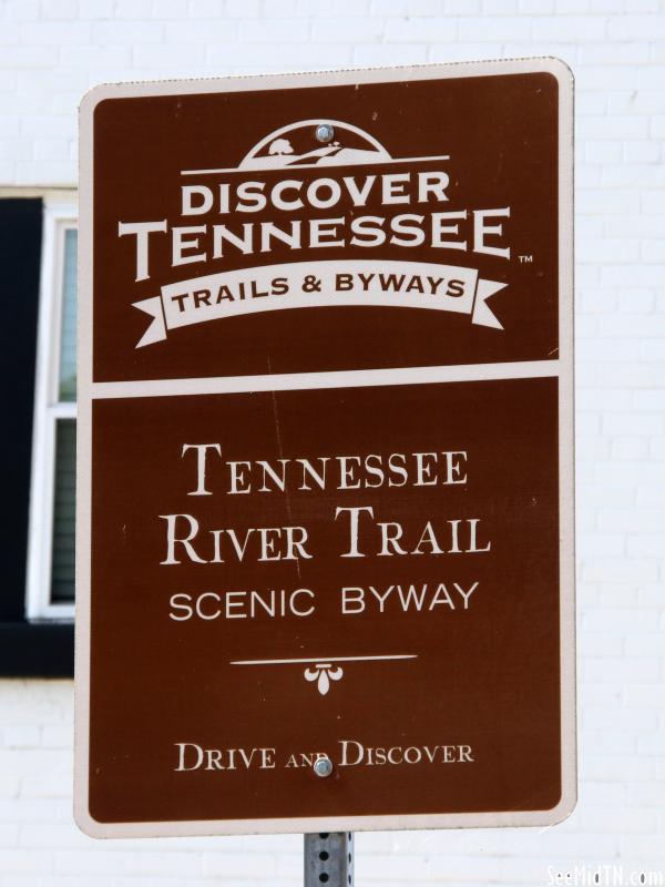 Tennessee River Trail scenic byway sign