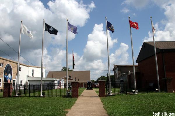 Veterans Park: Flags