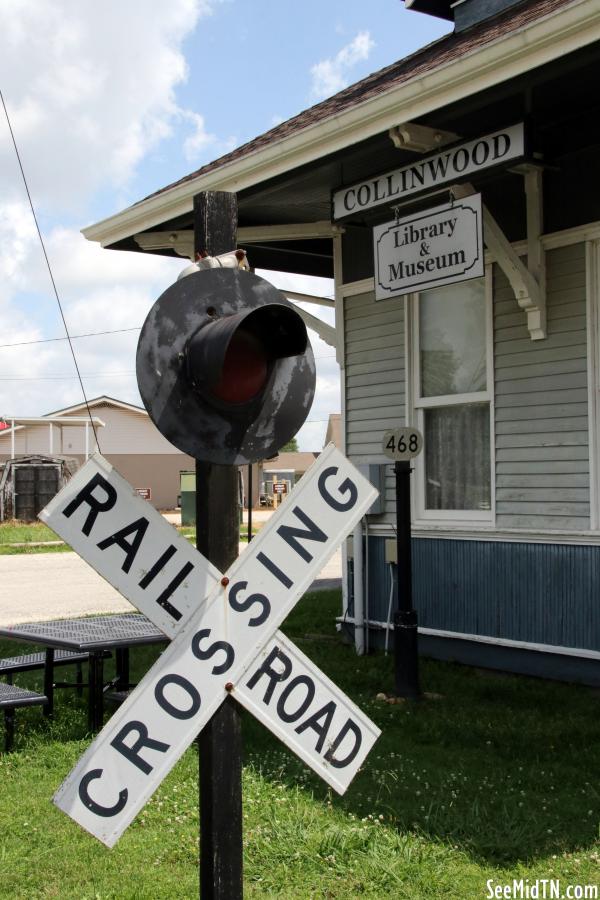 Collinwood Railroad Crossing