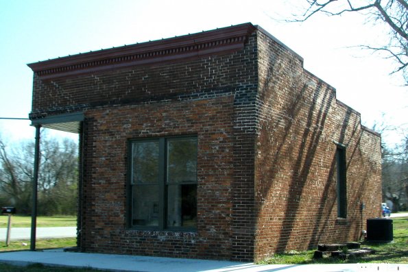 Thompson Station storefront