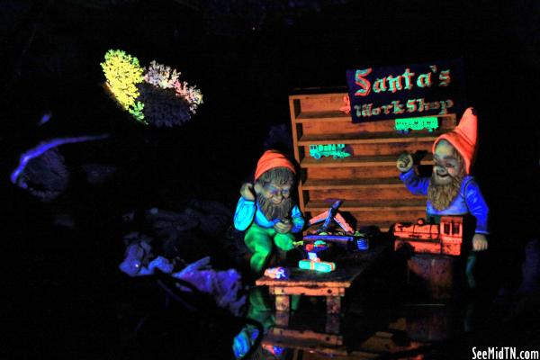 78: Fairyland Cavern: Santa's Workshop