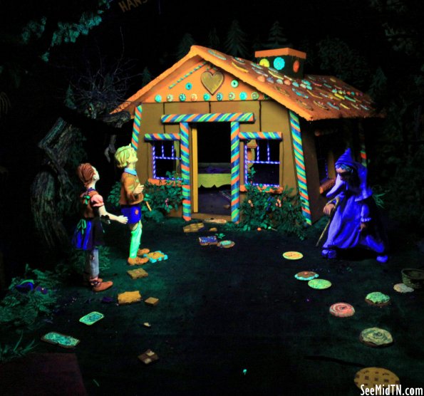 84a: Fairyland Cavern:  Hansel &amp; Gretel