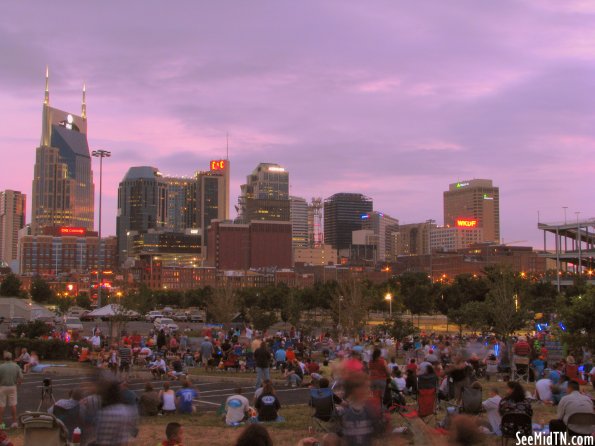 Crowds waiting for the 4th of July Fireworks