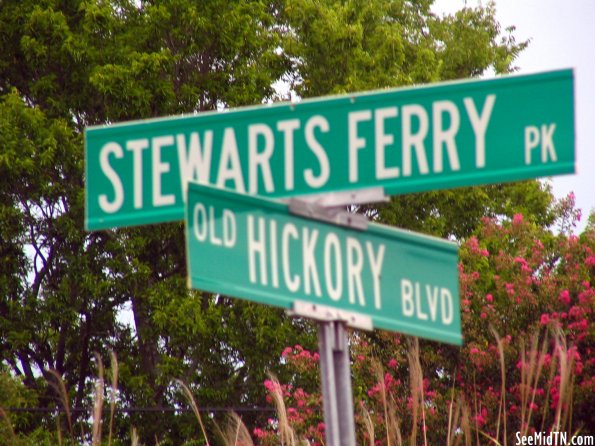 Stewarts Ferry Pk at Old Hickory Blvd. Stewarts Ferry Pk at Old Hickory Blvd.