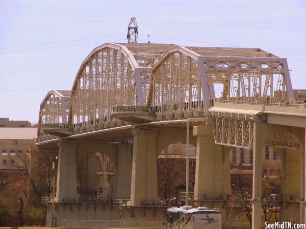 Shelby Street Bridge