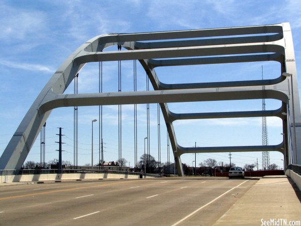 Gateway Bridge arch