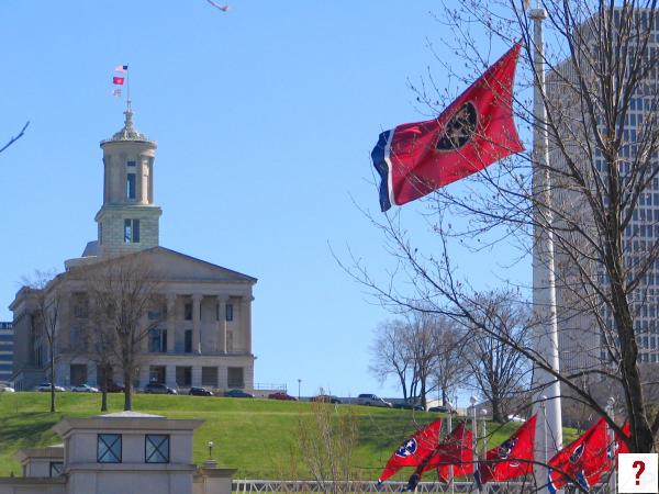 Tennessee State capitol and flags