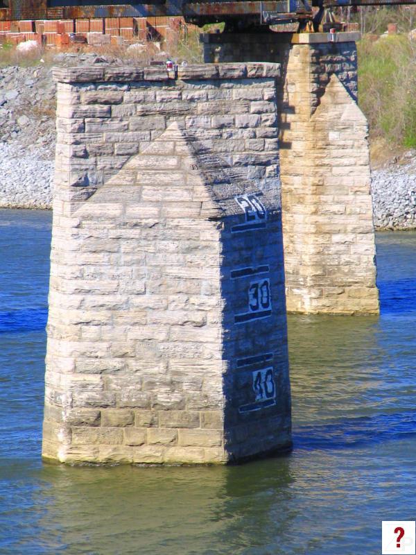 CSX Cumberland Swing Bridge support pier