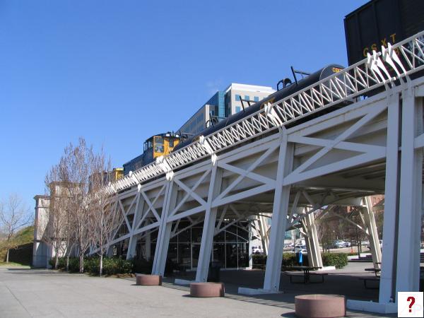 Bicentennial Mall Railroad Bridge