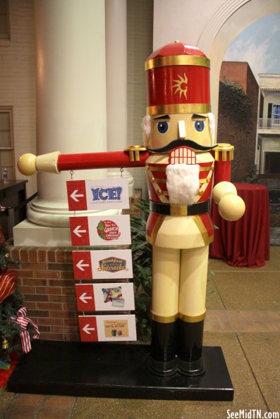 Opryland Hotel Nutcracker