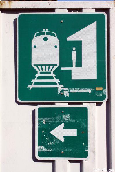 Sign: Train Station