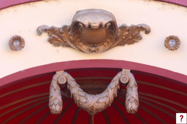 Daisy Theater detail