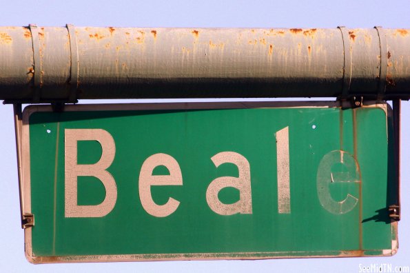 Beale street sign