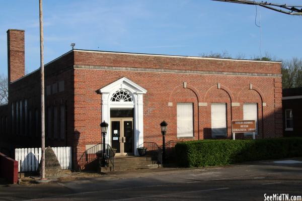 McKenzie: Old Library & Browning Museum