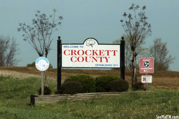 Welcome to Crockett County sign