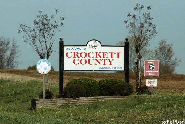 Welcome to Crockett County sign